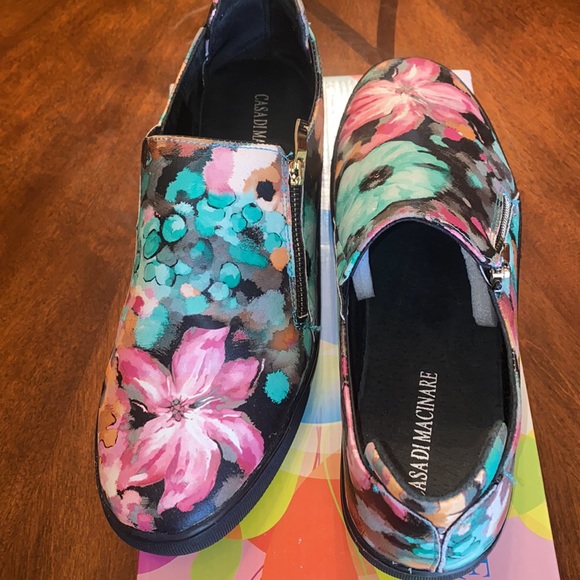 Floral slip on shoes main image 4